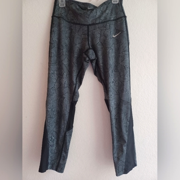 Nike Dri Fit XS working running leggings - Picture 1 of 10